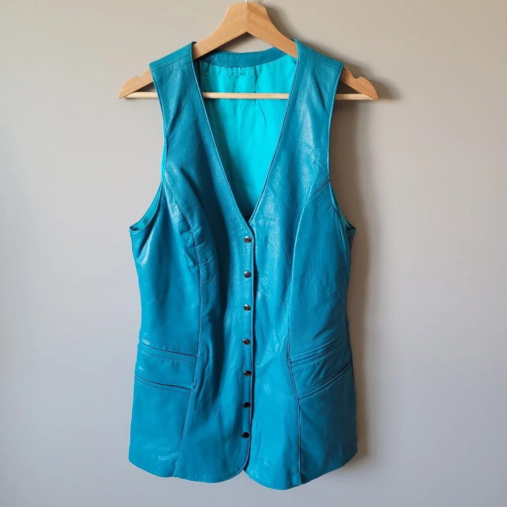 1980s teal blue leather jacket and pencil skirt, 3 piece suit set - Picture 4 of 16